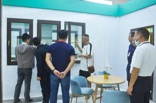 湖南省國(guó)防科技工業(yè)局技術(shù)開發(fā)中心領(lǐng)導(dǎo)蒞臨合和集團(tuán)參觀考察